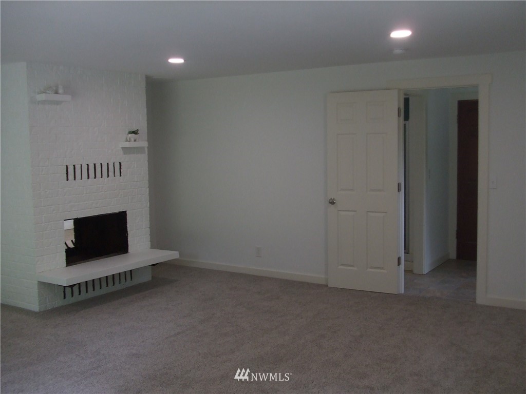 420 North Carpenter Road Snohomish, WA 98290 - Photo 10 of 25