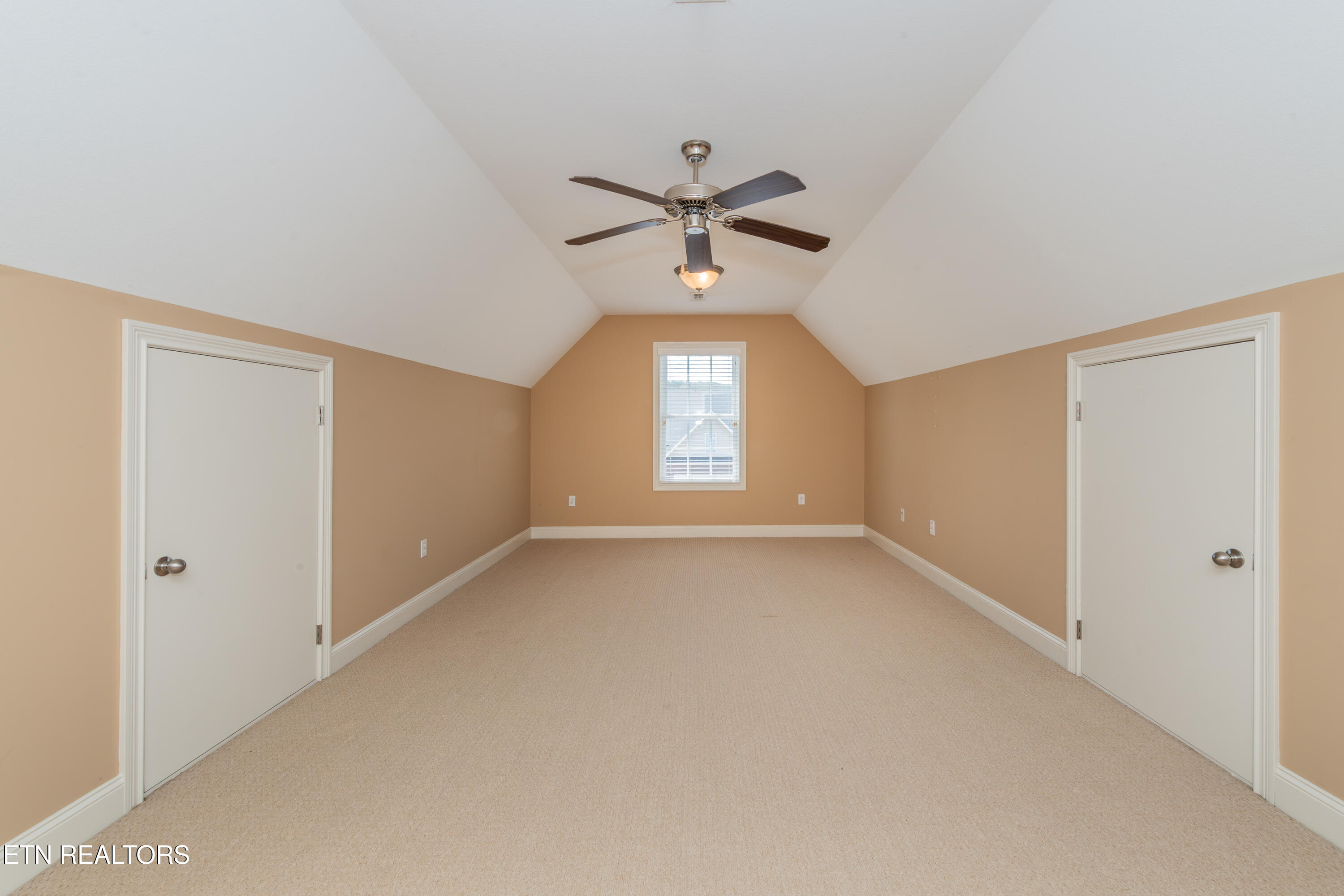 120 Meridian Way Clinton, TN 37716 - Photo 25 of 47 DSC_3918
