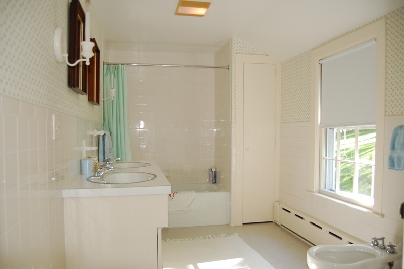 366 Kelsey Road Sheffield, MA 01257 - Photo 6 of 16 Master Bath