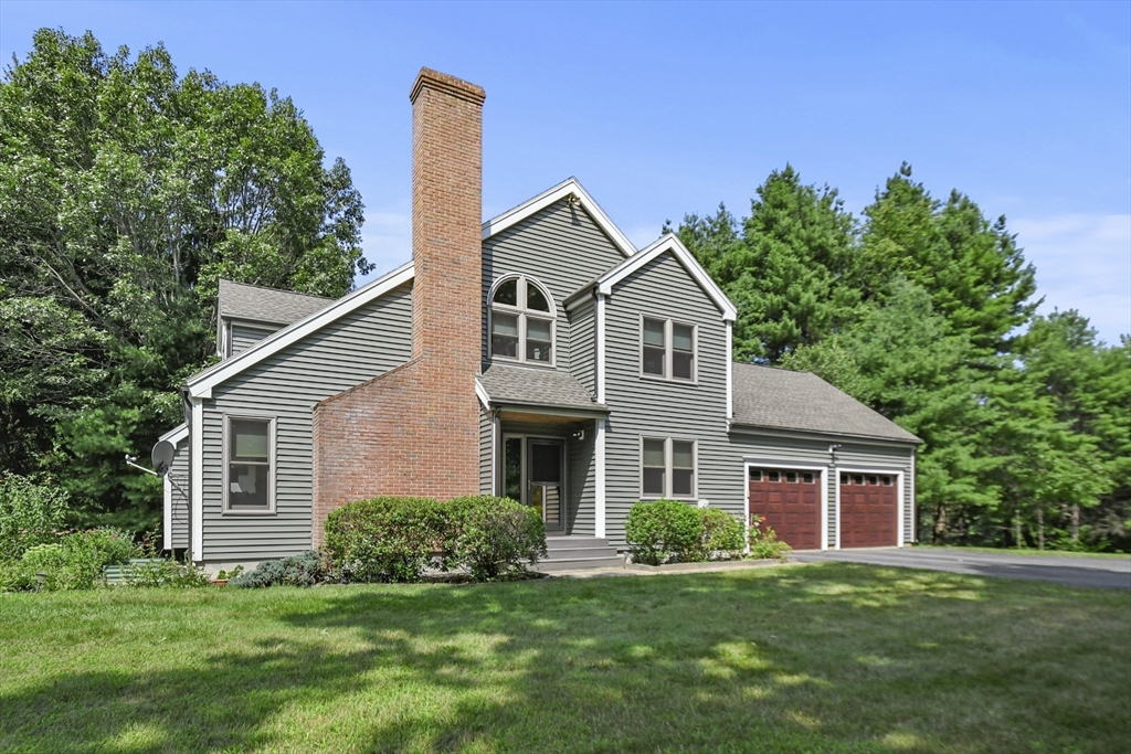 27 Bailey Road Townsend, MA 01474 - Photo 3 of 37