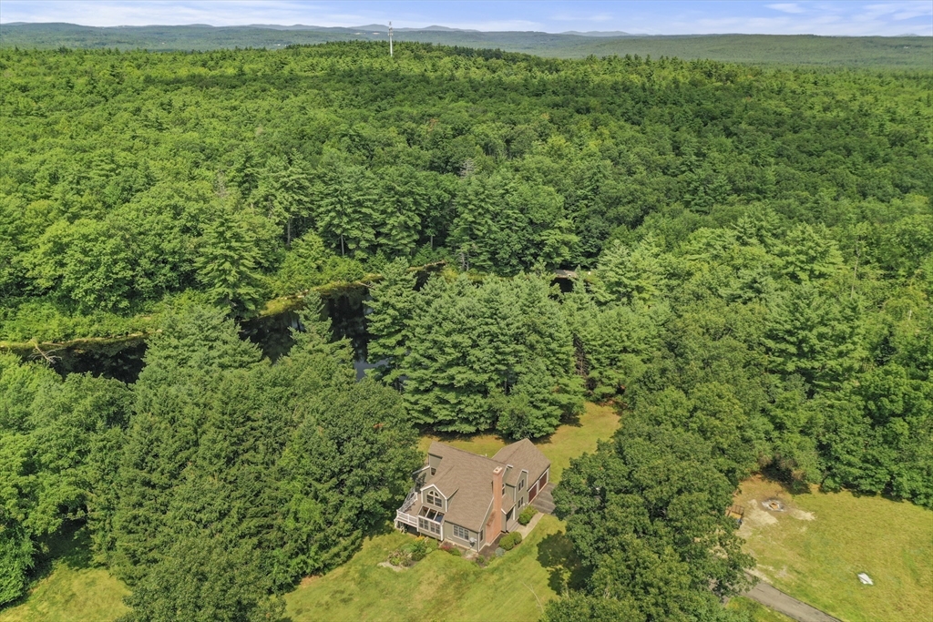 27 Bailey Road Townsend, MA 01474 - Photo 35 of 37