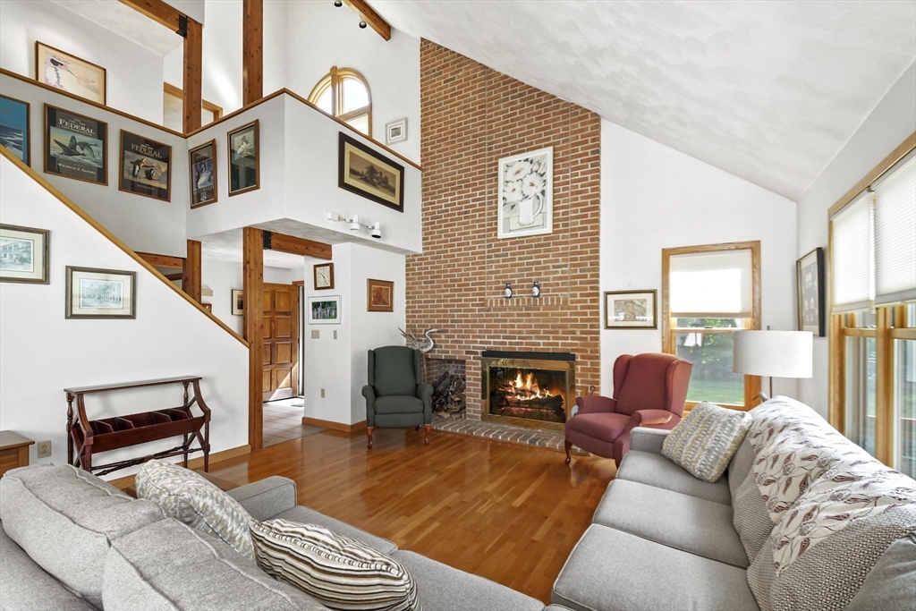 27 Bailey Road Townsend, MA 01474 - Photo 6 of 37