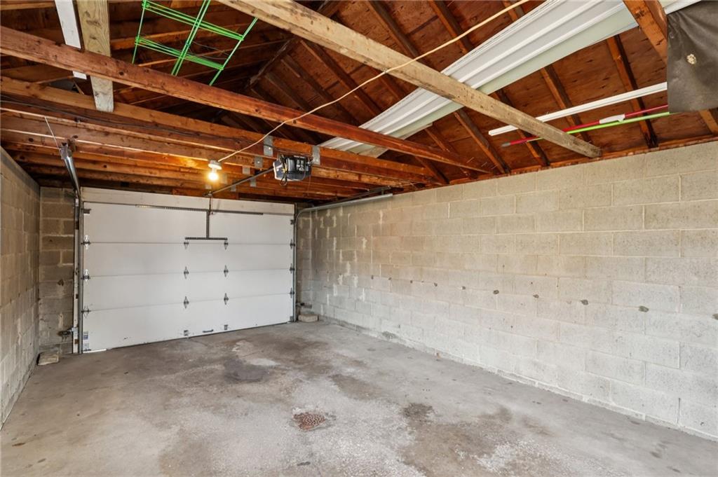 1910 Ridge Avenue New Kensington, PA 15068 - Photo 39 of 50 a view of room