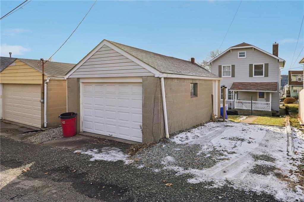 1910 Ridge Avenue New Kensington, PA 15068 - Photo 41 of 50 a front view of a house