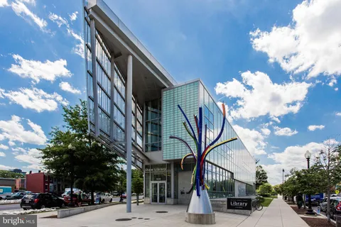 $464,900 | 1001 L Street Northwest, Unit 811, Washington, DC 20001