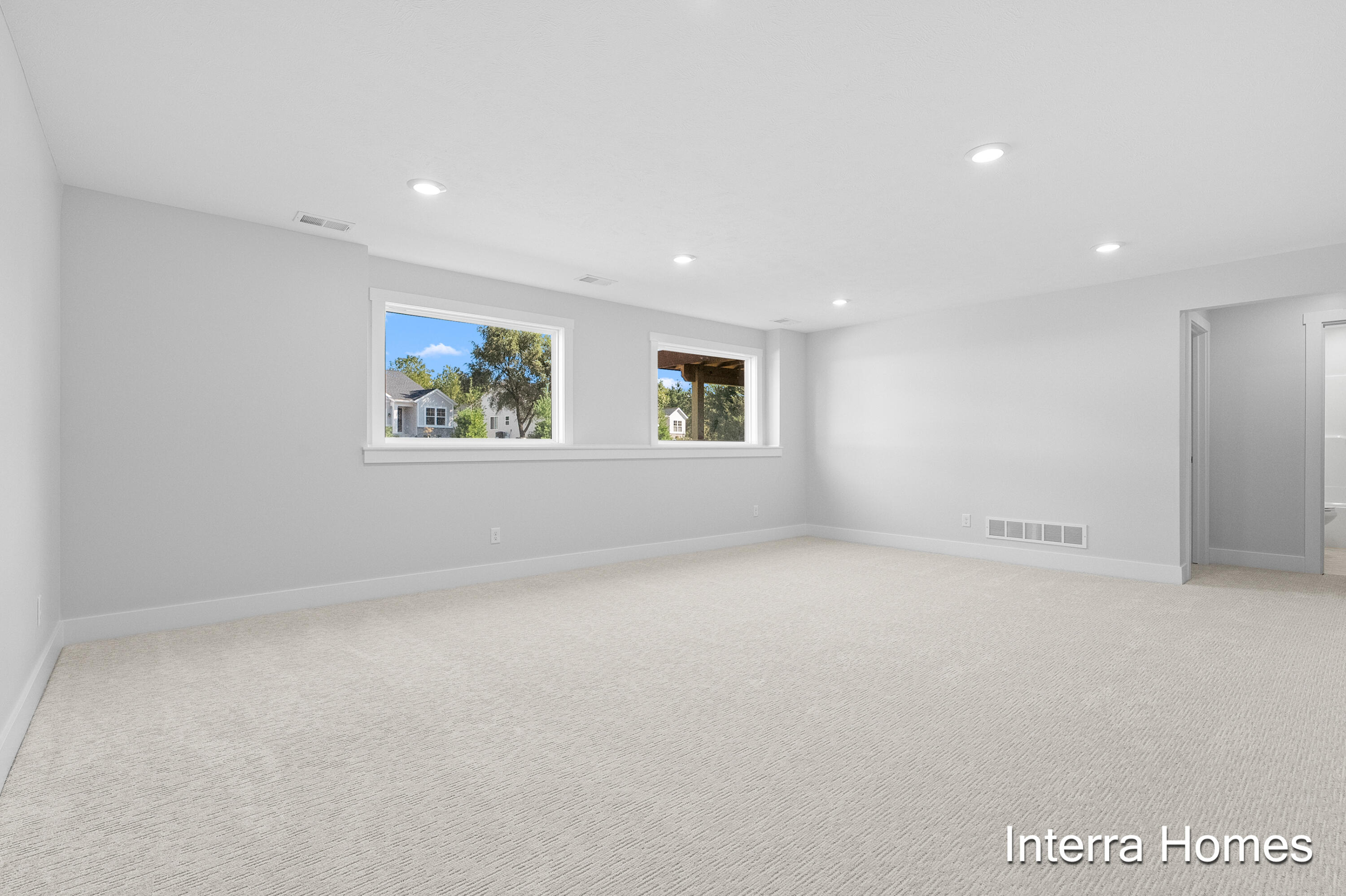 327 Round Hill Road Kalamazoo, MI 49009 - Photo 19 of 29 Round Hill Rd 327 Kalamazoo 49009-19