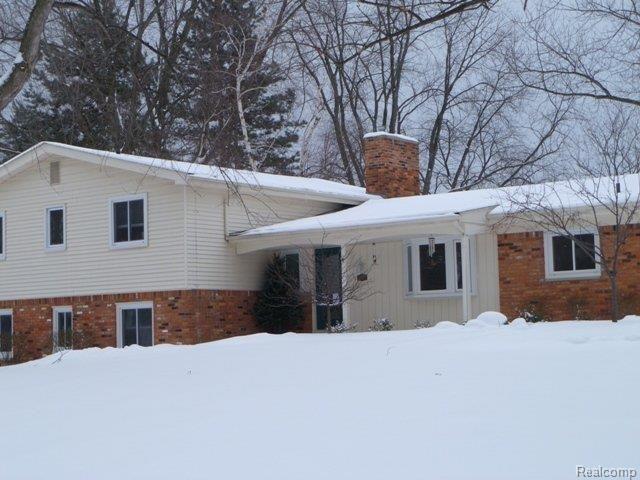 4204 Fieldbrook Road West Bloomfield, MI 48323 - Photo 22 of 22 front