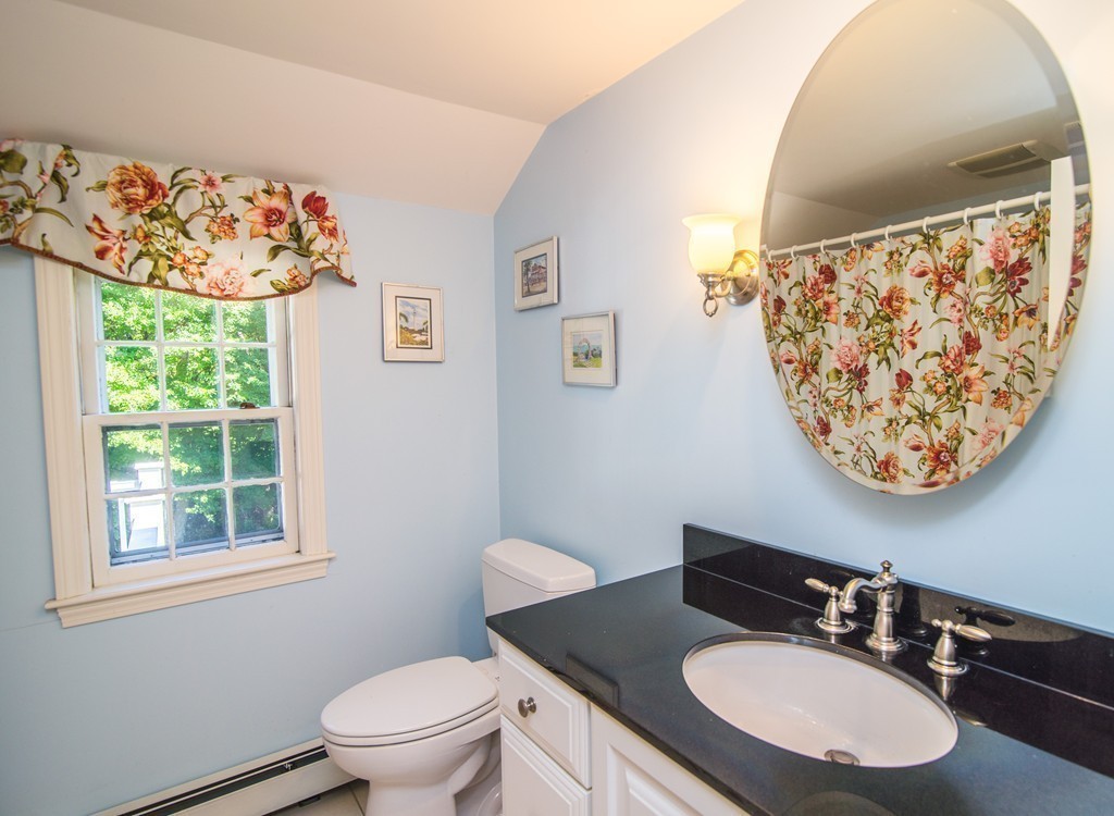 10 Longmeadow Road Scituate, MA 02066 - Photo 11 of 15 Gallery Image 11