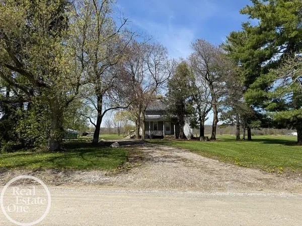 $749,900 | 15594 Bryce Road, Capac, MI 48014
