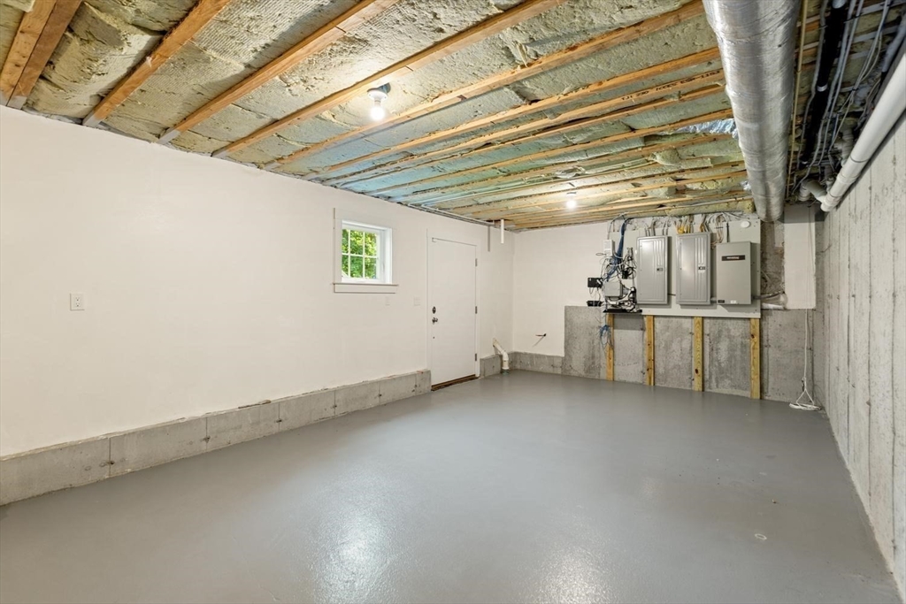 27 Samoset Road Woburn, MA 01801 - Photo 31 of 39 Gallery Image 31