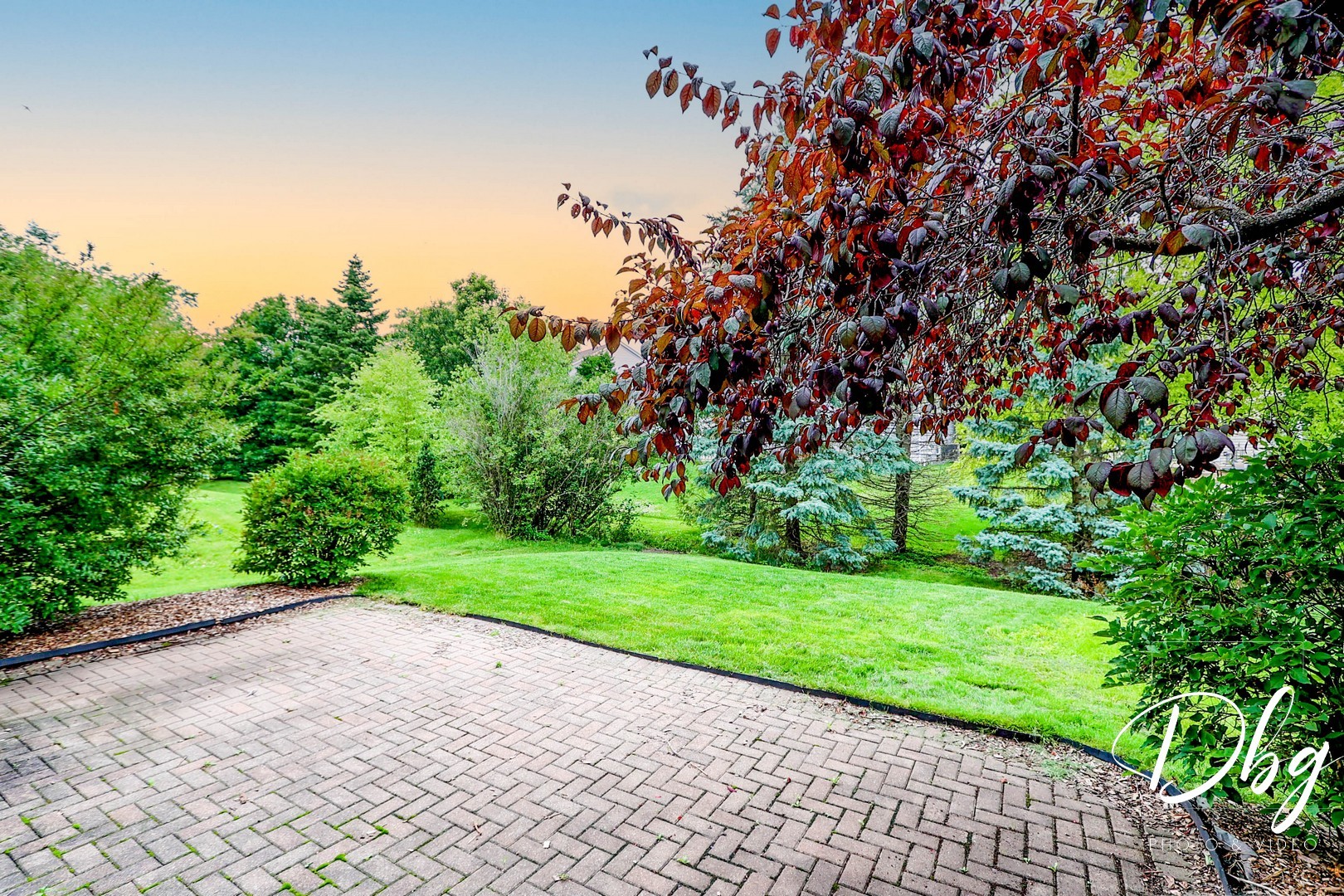 250 Jasmine Circle Lindenhurst, IL 60046 - Photo 20 of 24 a view of a road with a yard