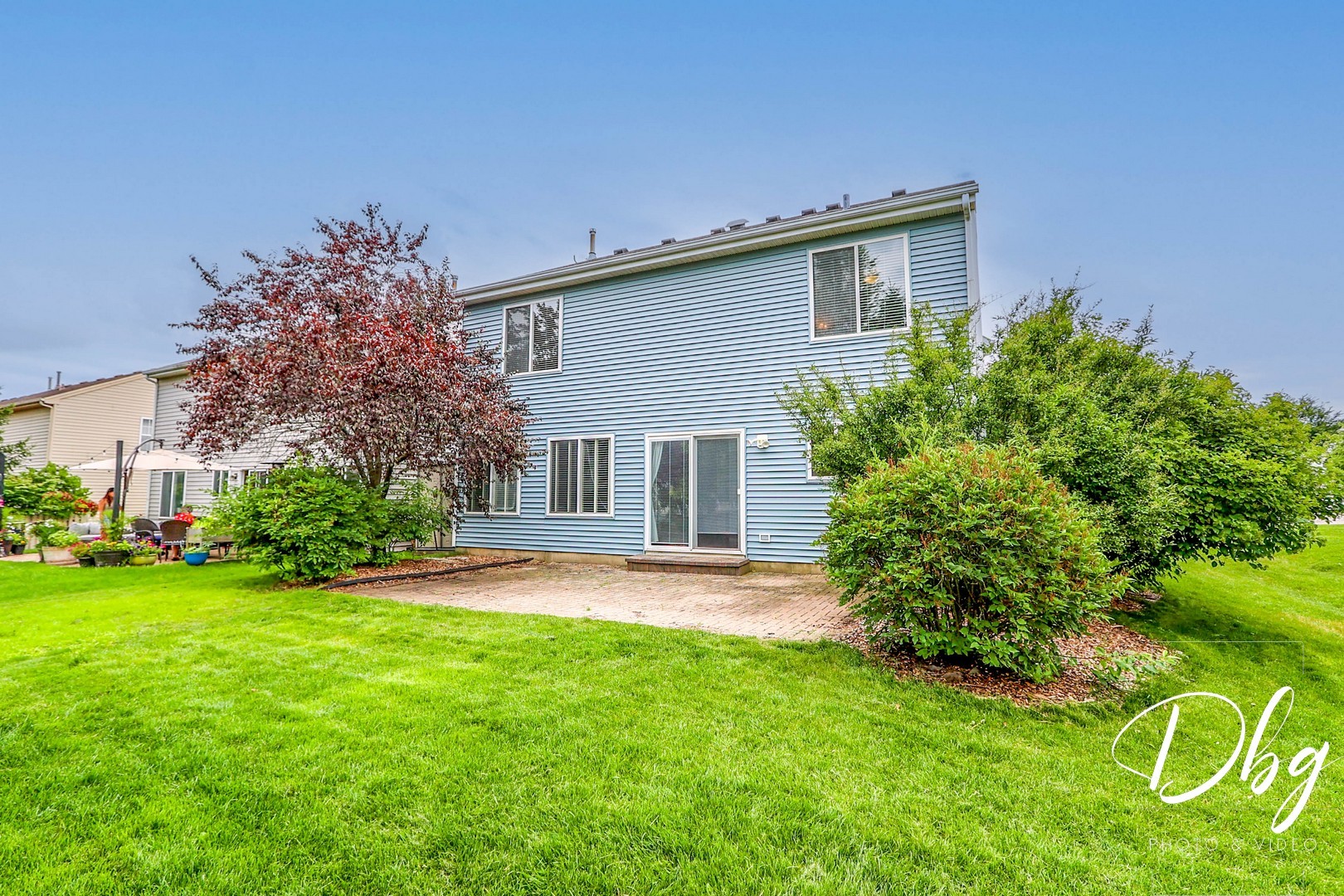 250 Jasmine Circle Lindenhurst, IL 60046 - Photo 22 of 24 a front view of a house with a yard and garage