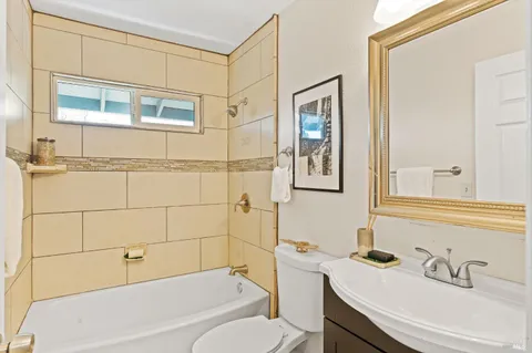 $415,000 | 138 Warwick Drive, Unit 77, Benicia, CA 94510