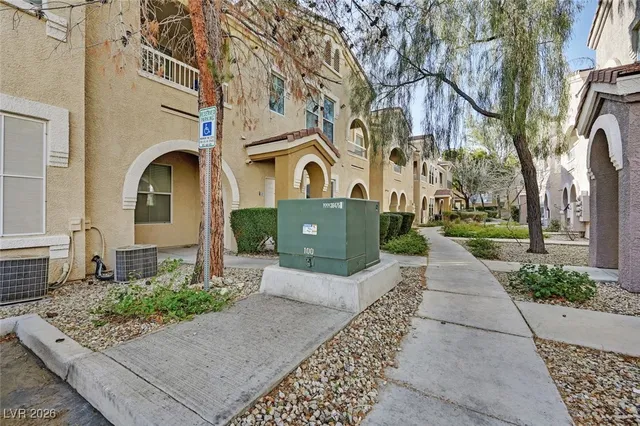 $249,900 | 10001 Peace Way, Unit 1250, Las Vegas, NV 89147