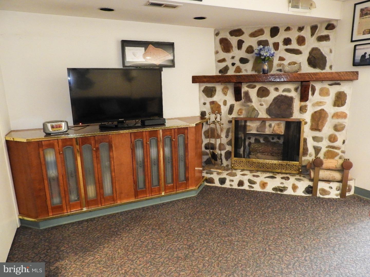 3592 Dows Road Philadelphia, PA 19154 - Photo 19 of 20 Basement - Finished