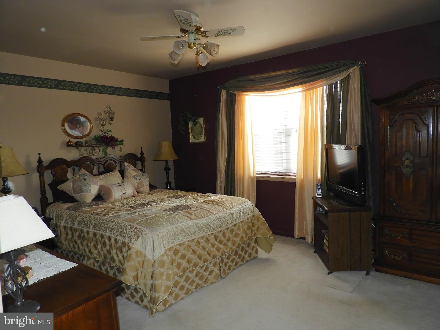 3592 Dows Road Philadelphia, PA 19154 - Photo 10 of 20 Bedroom - Main
