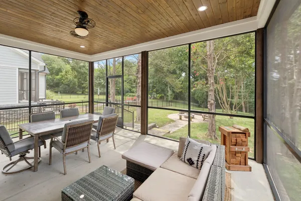 $774,900 | 397 Campfire, Winchester, TN 37398