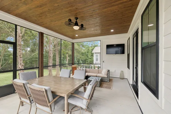 $774,900 | 397 Campfire, Winchester, TN 37398