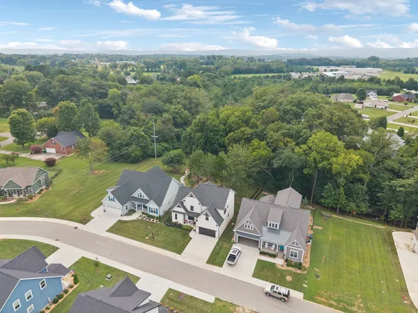 $774,900 | 397 Campfire, Winchester, TN 37398