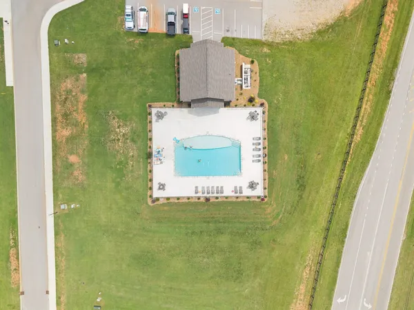 $774,900 | 397 Campfire, Winchester, TN 37398