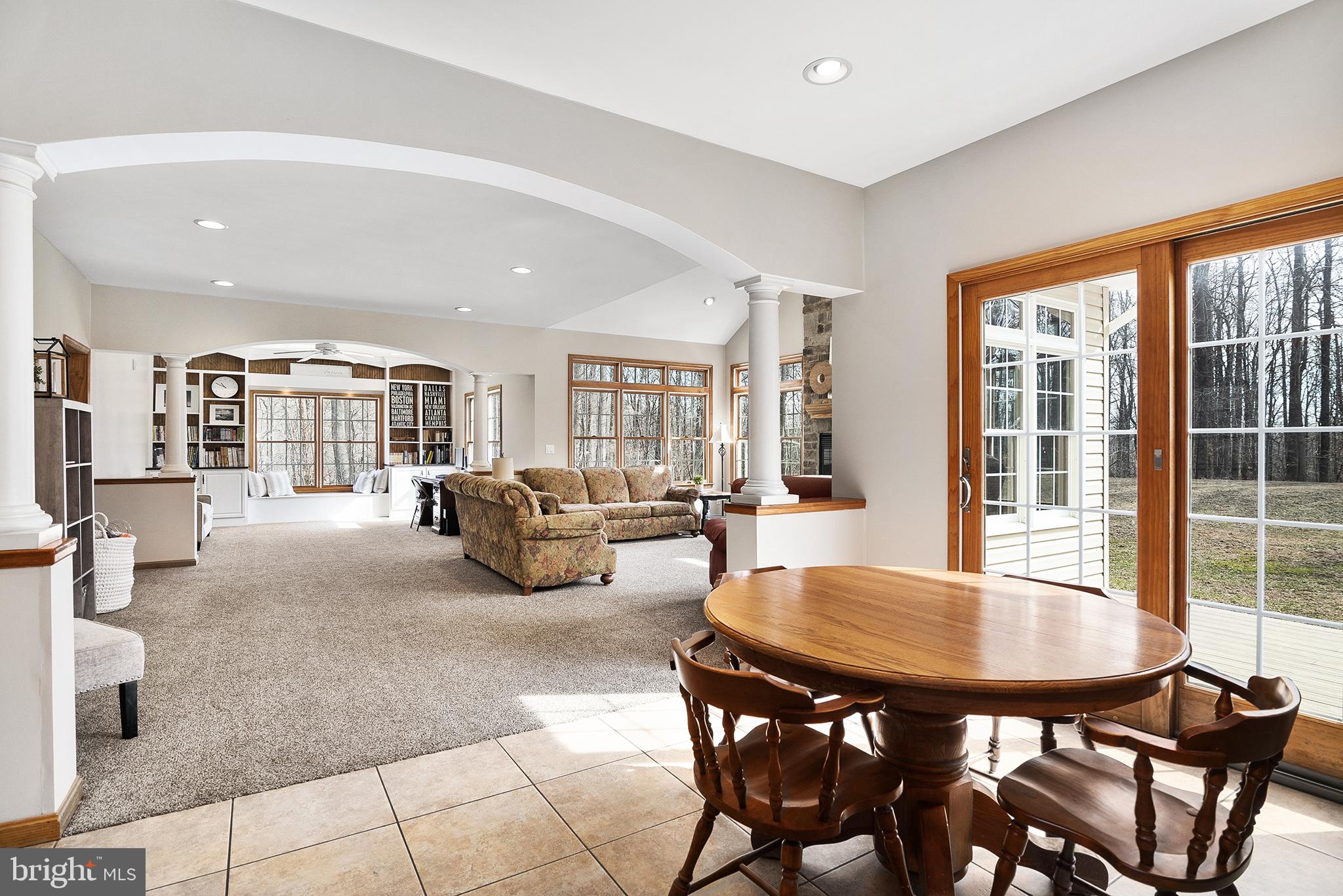 128 Carter Road Elkton, MD 21921 - Photo 13 of 73 Eating area with outside access to patio