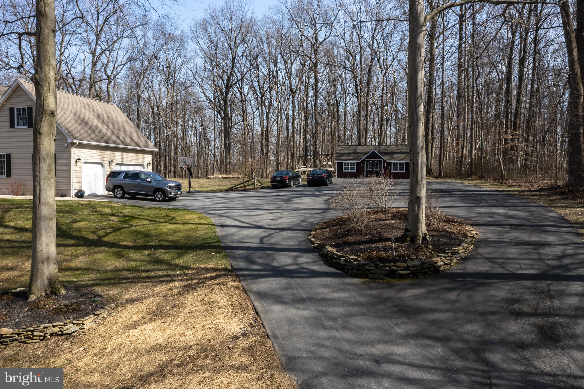 128 Carter Road Elkton, MD 21921 - Photo 64 of 73 Paved driveway with turn around