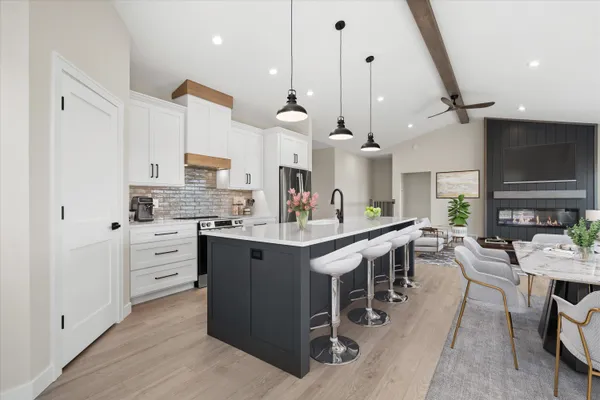 $619,900 | W5709 Pr Vw Drive, Sherman, WI 53075