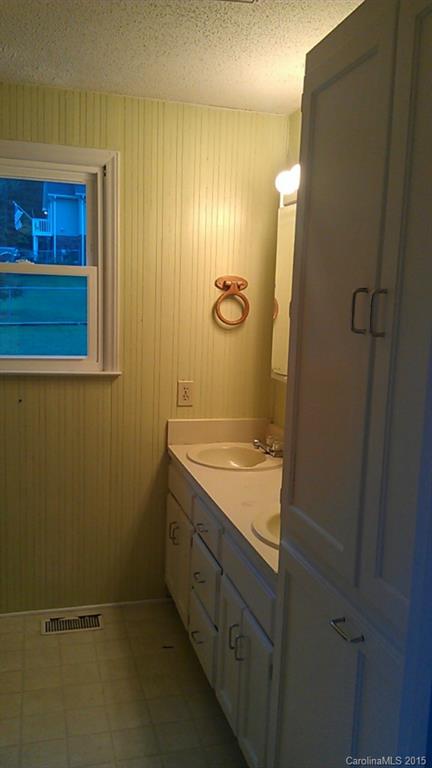 5445 Lewis Road Gastonia, NC 28052 - Photo 4 of 4 Gallery Image 4