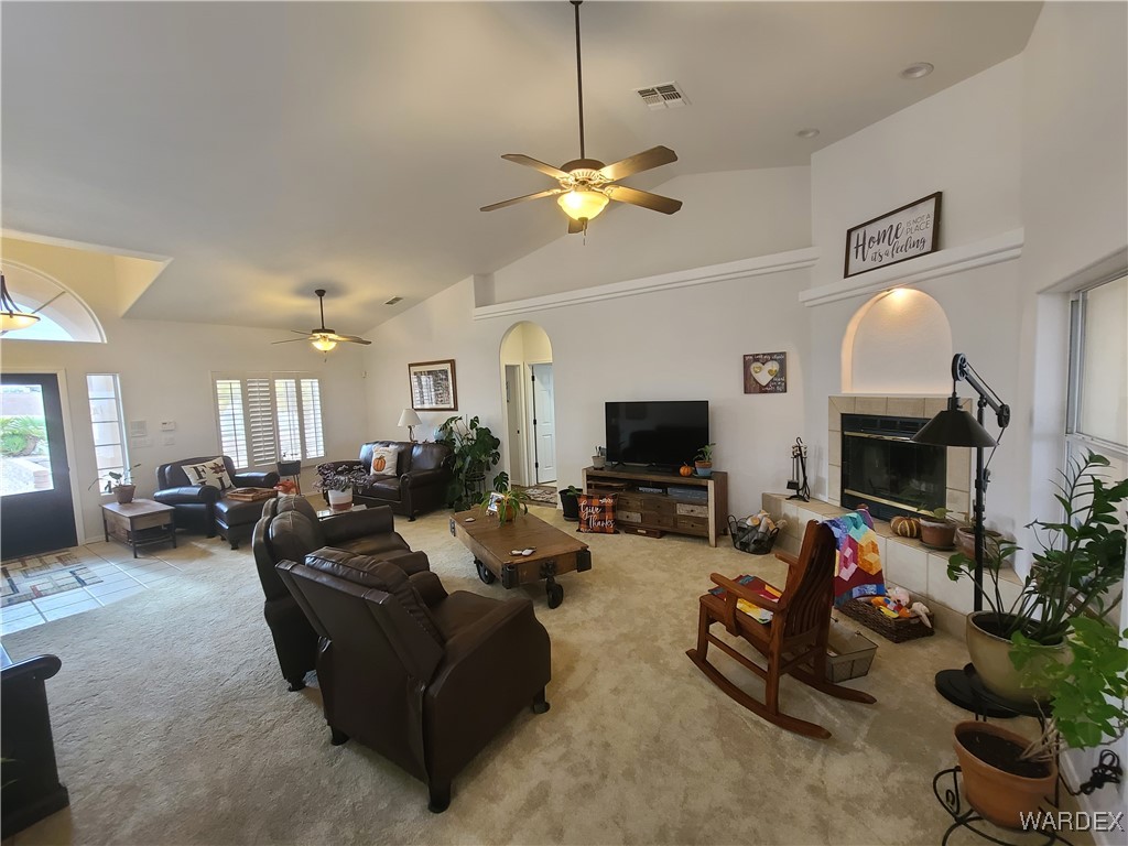 4019 Pinto Road Kingman, AZ 86401 - Photo 11 of 85 Living Room