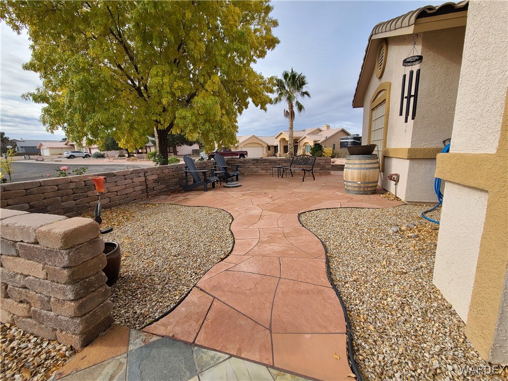 4019 Pinto Road Kingman, AZ 86401 - Photo 3 of 85 Patio