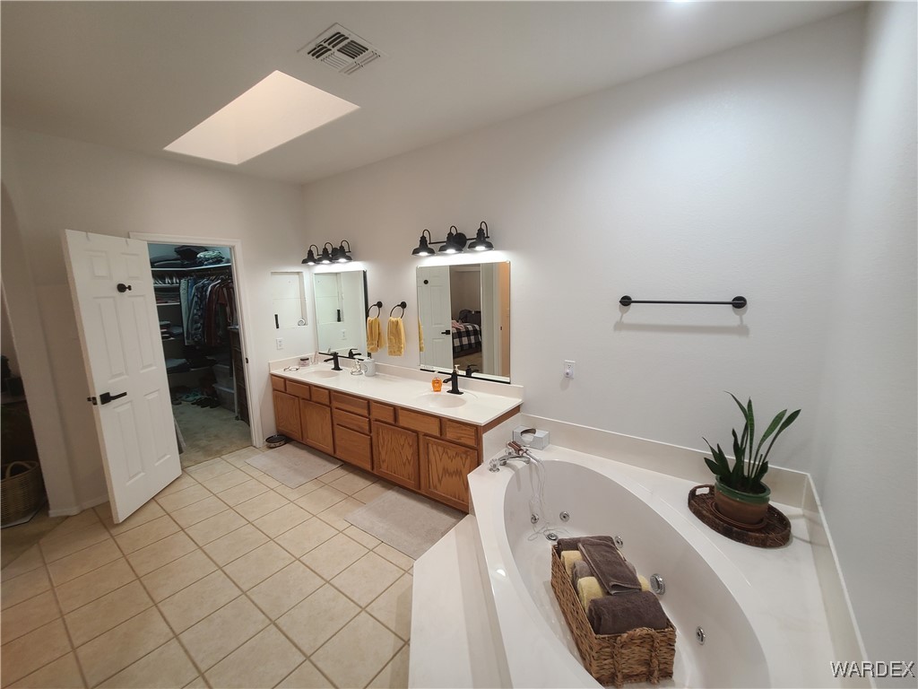 4019 Pinto Road Kingman, AZ 86401 - Photo 31 of 85 Master Bathroom
