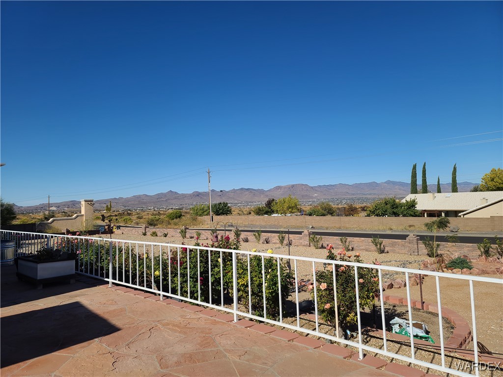 4019 Pinto Road Kingman, AZ 86401 - Photo 44 of 85 Balcony