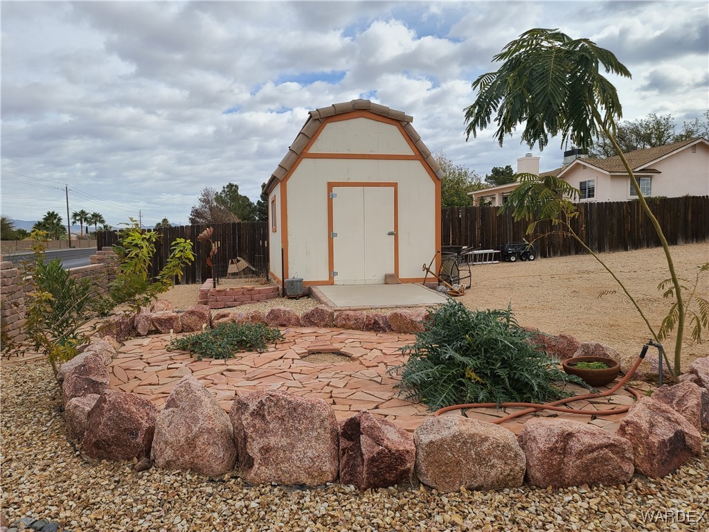 4019 Pinto Road Kingman, AZ 86401 - Photo 76 of 85 Out Buildings