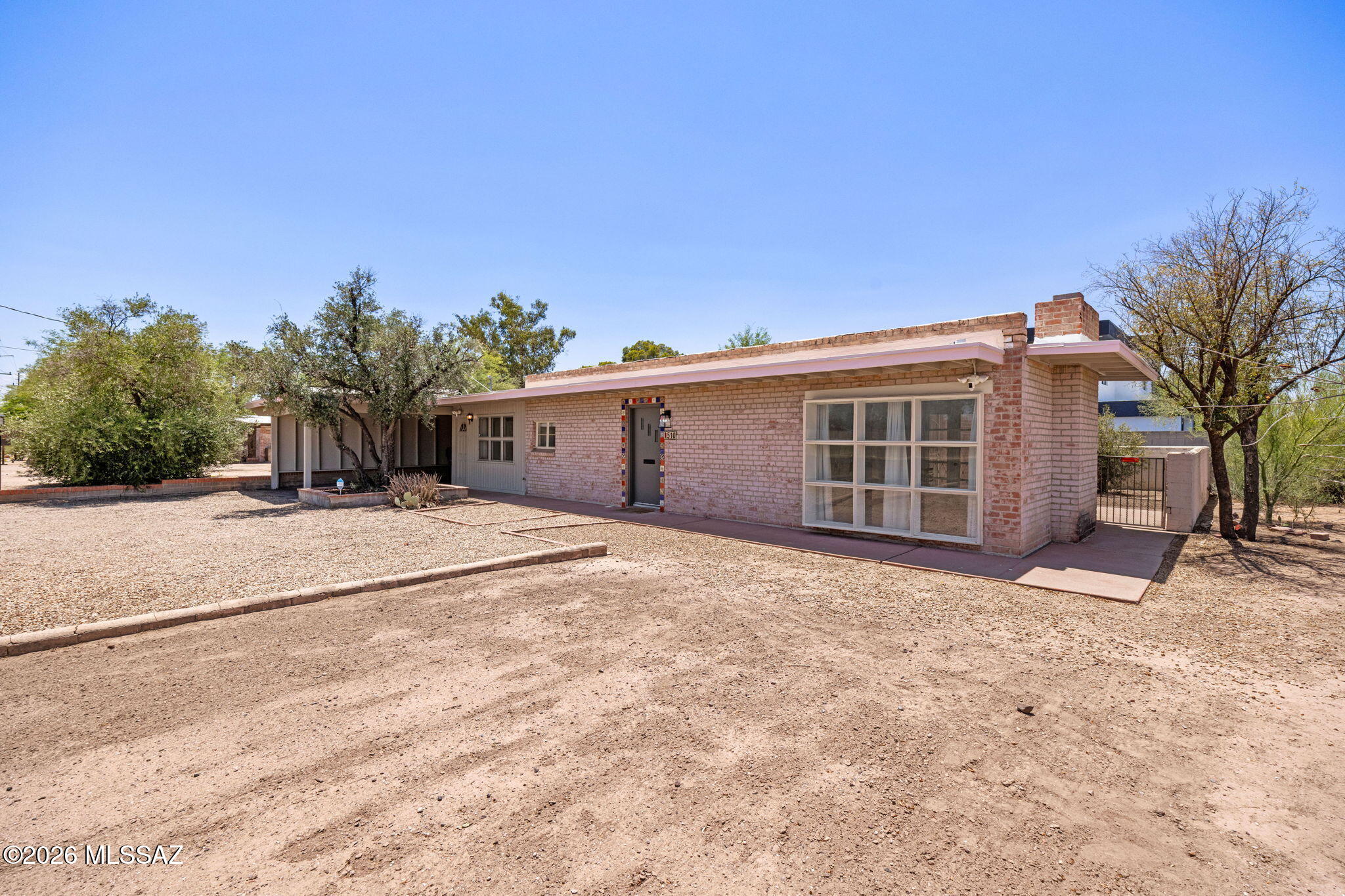 510 South Country Club Road Tucson, AZ 85716 - Photo 2 of 33 Front of Home