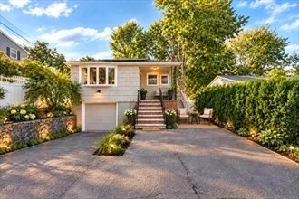 $3,800 | 33 Fairchild Avenue, Saugus, MA 01906