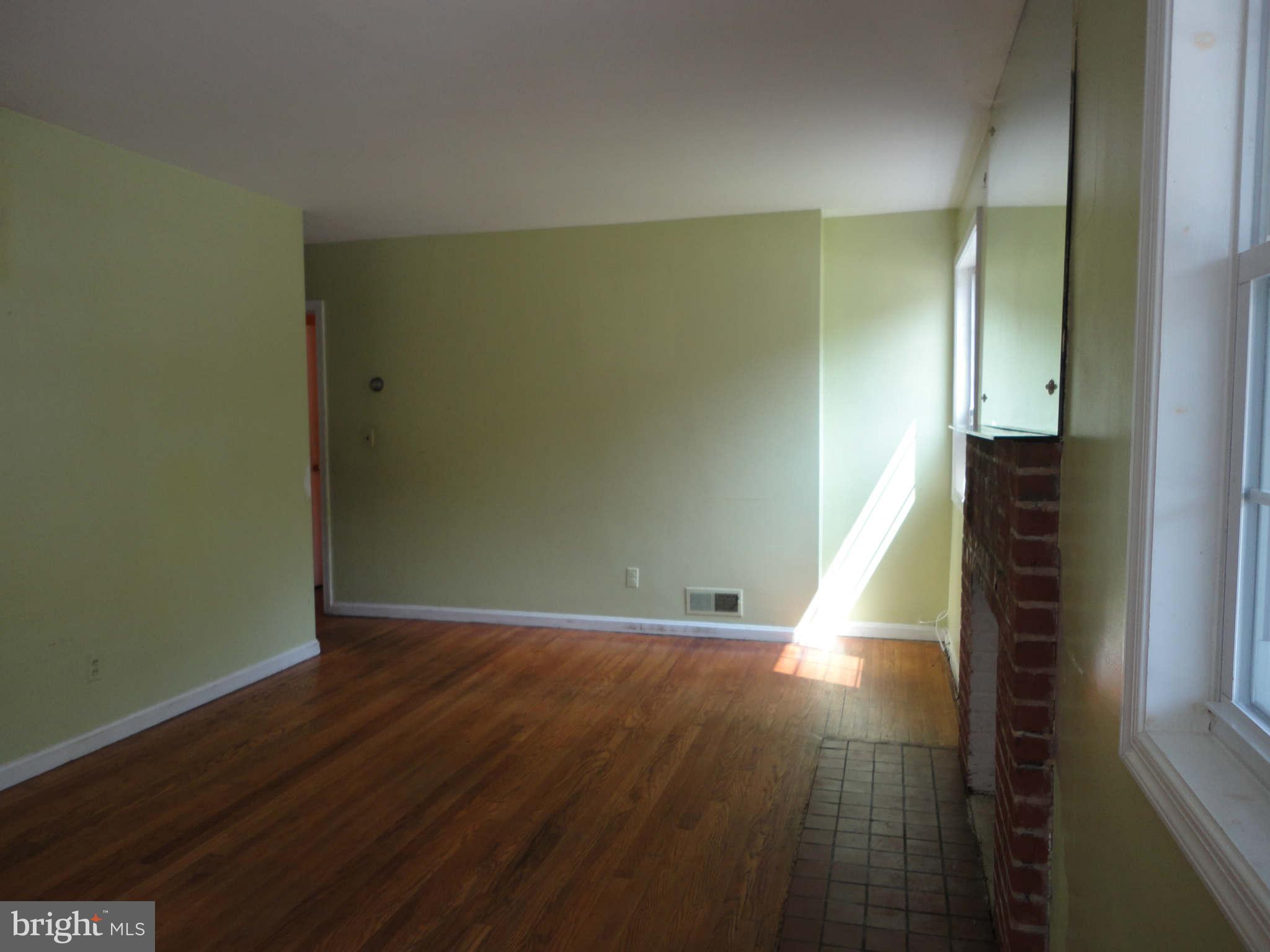 2311 Plyers Mill Road Silver Spring, MD 20902 - Photo 2 of 16 Living Room