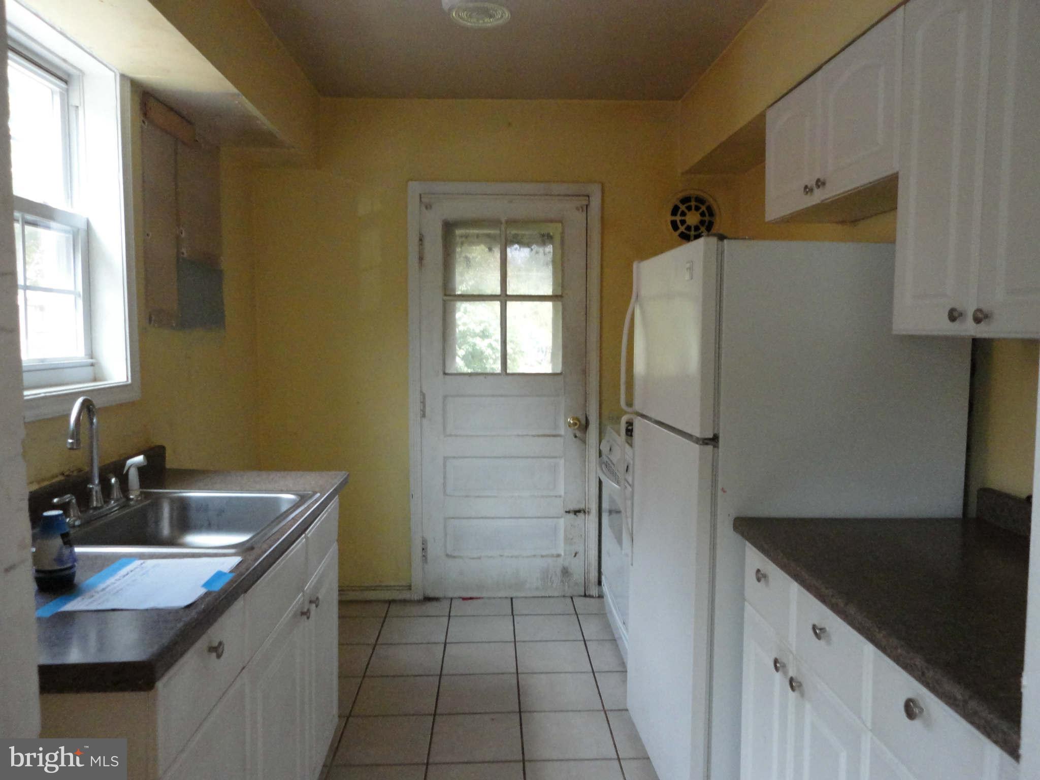 2311 Plyers Mill Road Silver Spring, MD 20902 - Photo 8 of 16 Kitchen