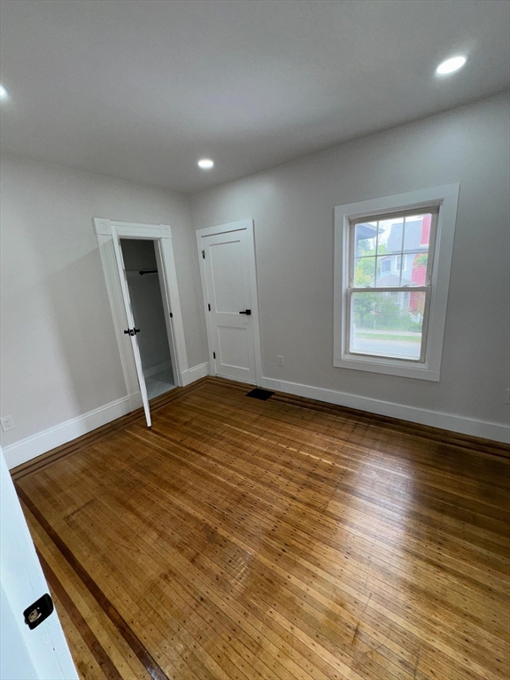 86 Amherst Street Springfield, MA 01109 - Photo 26 of 38