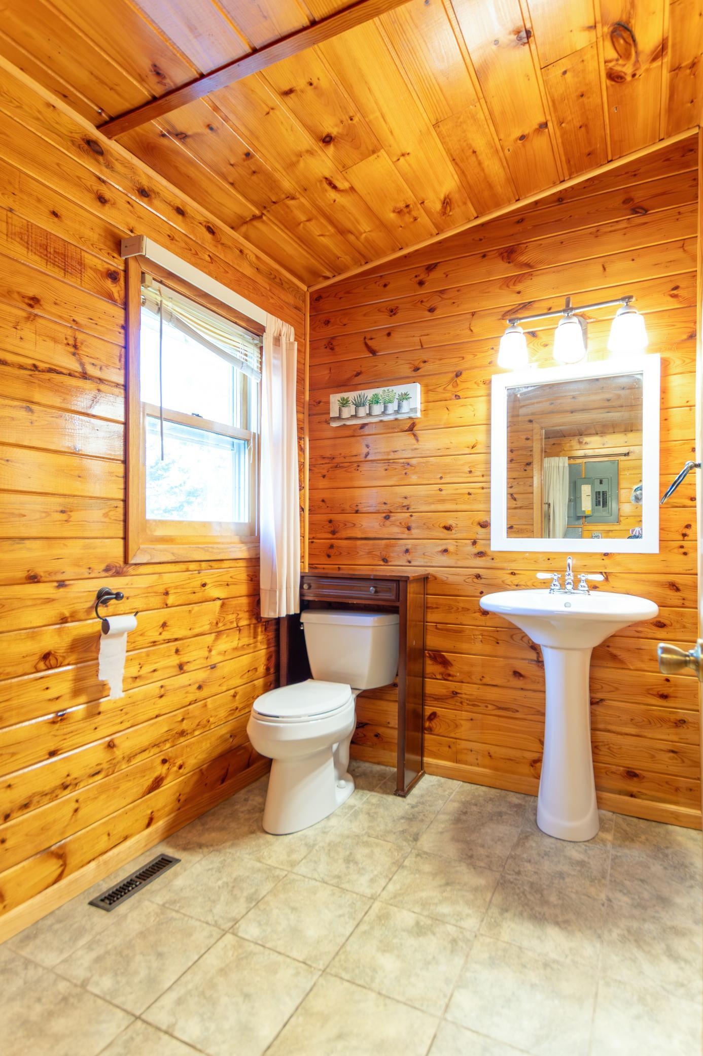 2239 Becida Road Southwest Bemidji, MN 56601 - Photo 14 of 24 Gallery Image 14