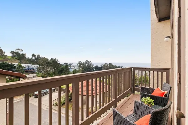 $768,000 | 504 Monterey Road, Unit 14L, Pacifica, CA 94044
