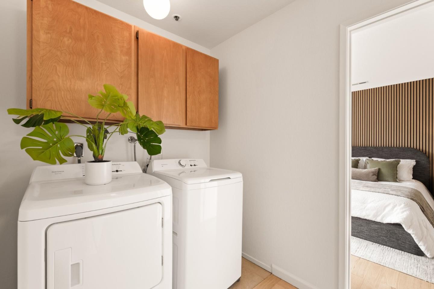504 Monterey Road, Unit 14L Pacifica, CA 94044 - Photo 29 of 39 a utility room with dryer and washer