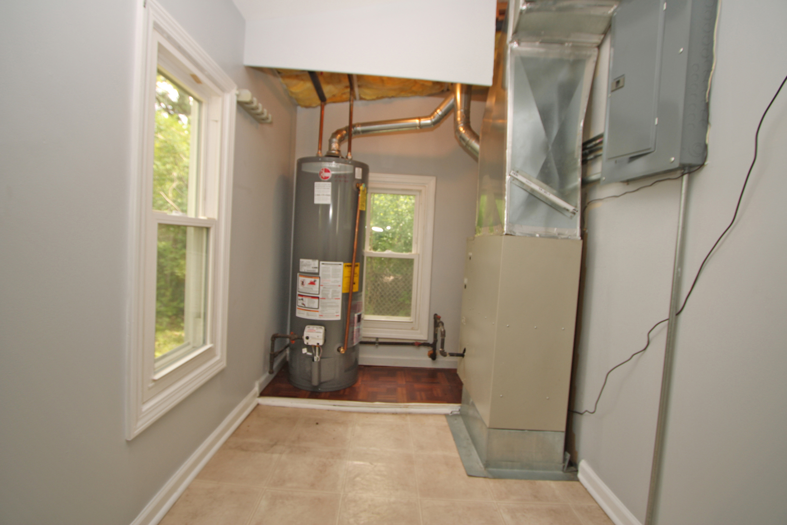 338 East Lakeview Avenue Round Lake Beach, IL 60073 - Photo 28 of 35