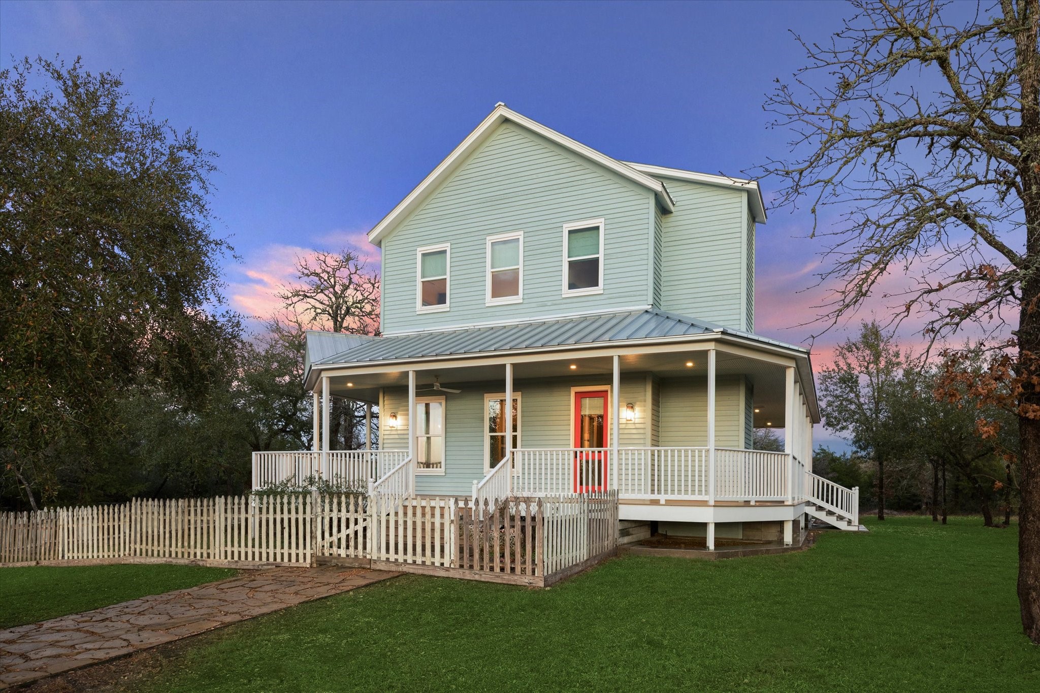 895 South Weyand Road Round Top, TX 78954 - Photo 13 of 37