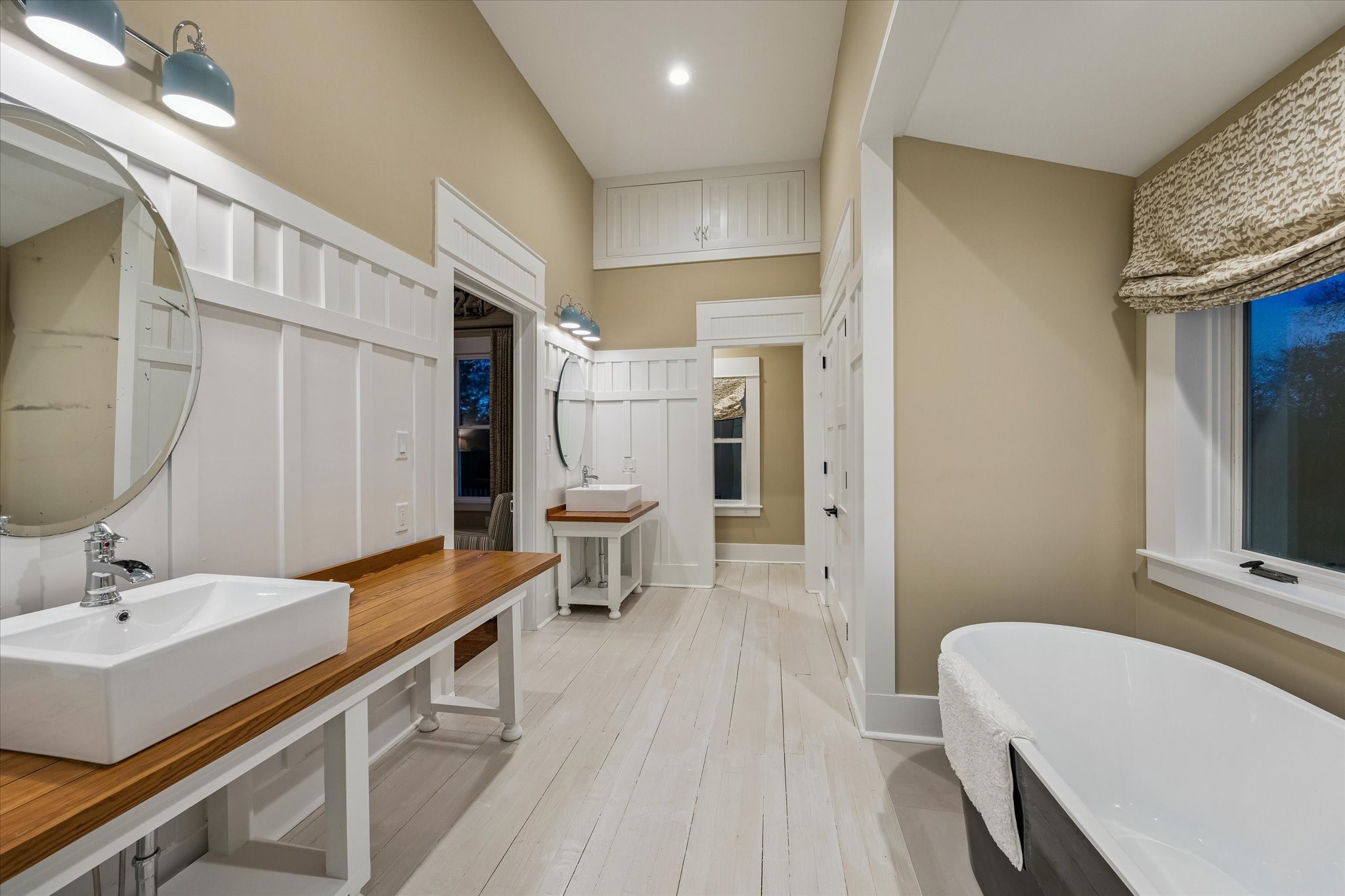 895 South Weyand Road Round Top, TX 78954 - Photo 6 of 37