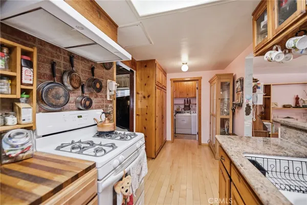 $849,000 | 23324 Raymond Street, Chatsworth, CA 91311