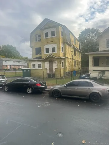 $209,925 | 59 Mansfield Street, Hartford, CT 06112