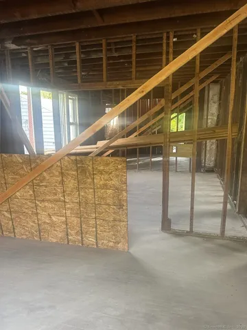 $209,925 | 59 Mansfield Street, Hartford, CT 06112