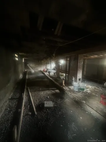 $209,925 | 59 Mansfield Street, Hartford, CT 06112