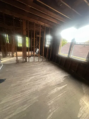 $209,925 | 59 Mansfield Street, Hartford, CT 06112