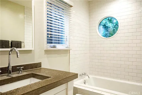 $4,200,000 | 5128 Hillard Avenue, La Canada Flintridge, CA 91011